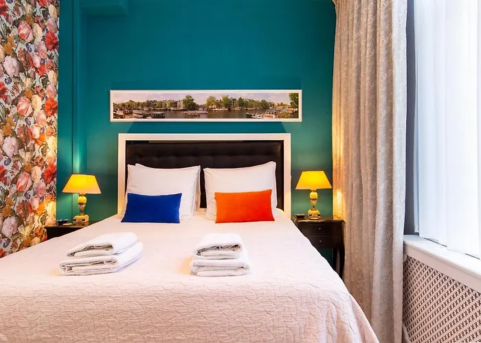 Blossom Bed & Breakfast 4*